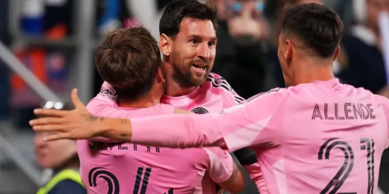 Thống kê thành tích đáng nể của huyền thoại người Argentina