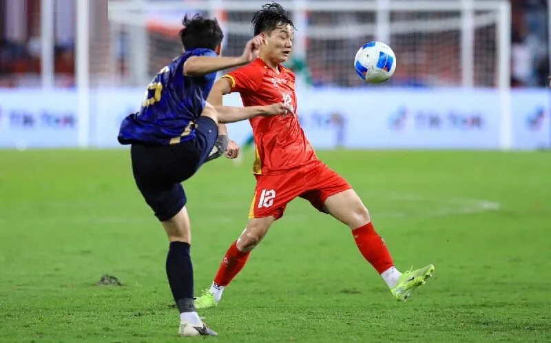 Bàn thắng mở tỷ số phút 55 của Đình Bắc